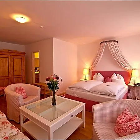 Hotel Altstadthotel Bauern Braeu 3*